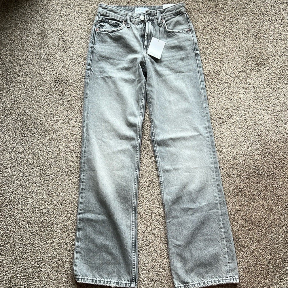 Nwt Zara wide leg, midrise jeans size 4
